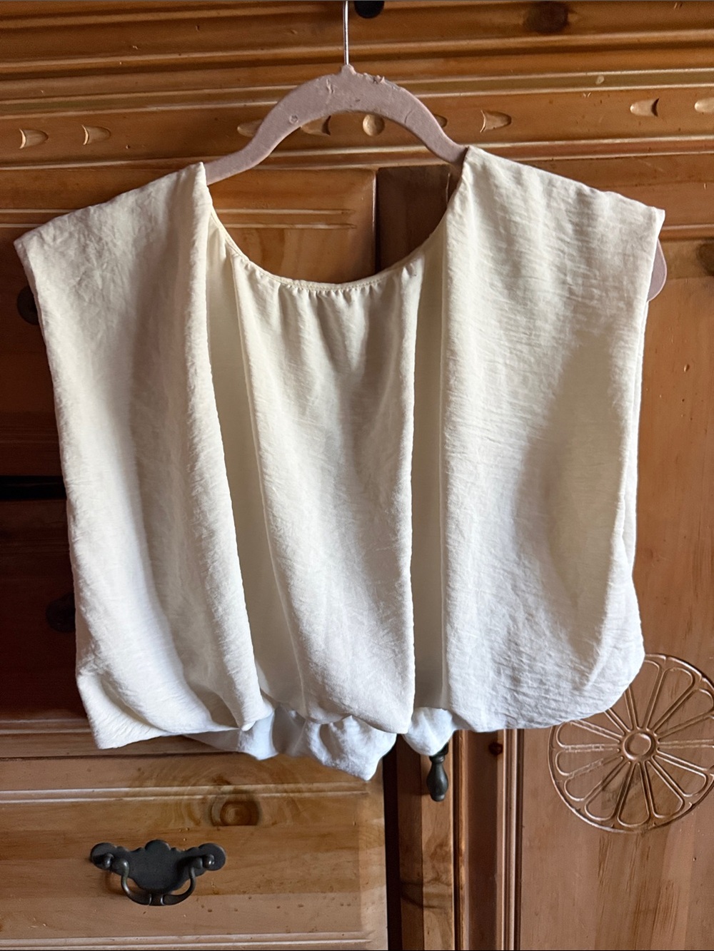 Cream Women's Draped Sleeveless Top